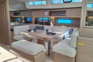 52ft Beneteau Yacht For Sale