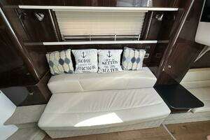 33ft Sea Ray Yacht For Sale