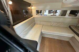 33ft Sea Ray Yacht For Sale