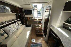33ft Sea Ray Yacht For Sale
