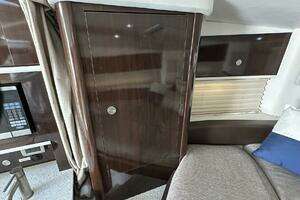 33ft Sea Ray Yacht For Sale
