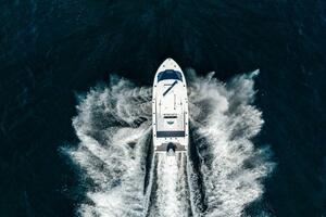 23ft Reef Runner Yacht For Sale