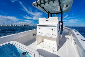 28ft Reef Runner Yacht For Sale