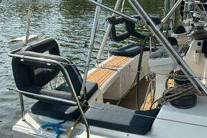 2012 Bavaria Vision 46 thumbnail 3