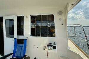 2014 Maine Cat P44 thumbnail 8