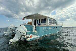 2014 Maine Cat P44 thumbnail 3
