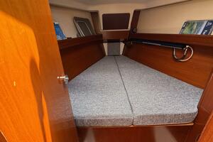 Valentine 36ft Beneteau Yacht For Sale