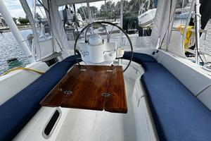 Valentine 36ft Beneteau Yacht For Sale