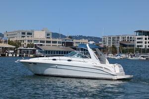 Miss Adventure 34ft Sea Ray Yacht For Sale
