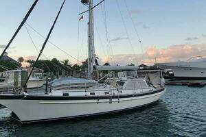 2005 Cabo Rico 42 Pilothouse thumbnail 2