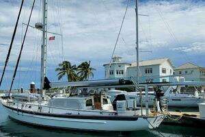2005 Cabo Rico 42 Pilothouse thumbnail 3