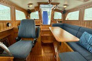 2005 Cabo Rico 42 Pilothouse thumbnail 9