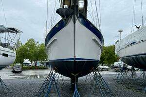 2005 Cabo Rico 42 Pilothouse thumbnail 31
