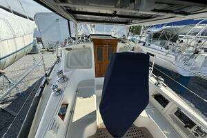 2005 Cabo Rico 42 Pilothouse thumbnail 44