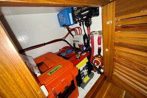 2005 Cabo Rico 42 Pilothouse thumbnail 20