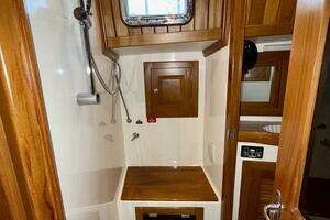 2005 Cabo Rico 42 Pilothouse thumbnail 17
