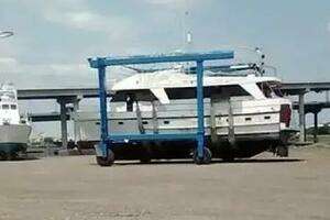 1983 Sea Ranger MKII Pilothouse Flybridge Trawler thumbnail 5
