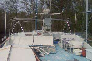 1983 Sea Ranger MKII Pilothouse Flybridge Trawler thumbnail 13
