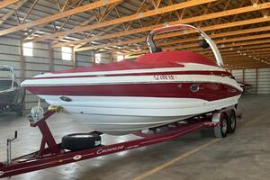 28ft Crownline Yacht For Sale