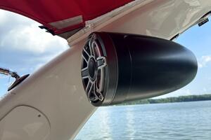 28ft Crownline Yacht For Sale