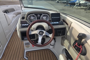 Photo 6047301 for 2015 Crownline 285 SS  