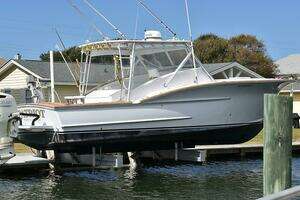2006 Custom Carolina 34 Express thumbnail 2