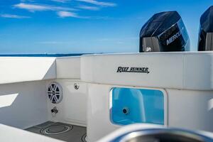 34ft Reef Runner Yacht For Sale