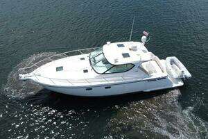 2006 Tiara Yachts 43 Sovran thumbnail 4