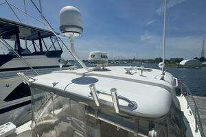2006 Tiara Yachts 43 Sovran thumbnail 15