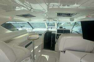 2006 Tiara Yachts 43 Sovran thumbnail 14