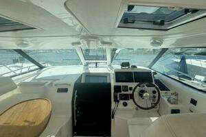 2006 Tiara Yachts 43 Sovran thumbnail 9