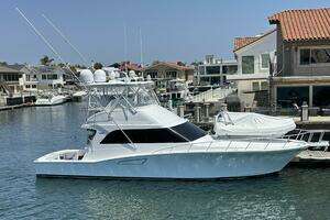 OFF SEASON 2006 Cabo Yachts 48 Convertible Yacht For Sale in Huntington Beach CA