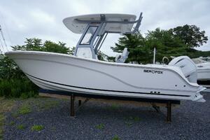 Photo 5469514 for 2026 Sea Fox 228 Commander  