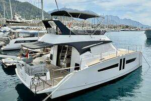 Alpha 2020 Aventura Power 10 Yacht For Sale in PortoMontenegro 