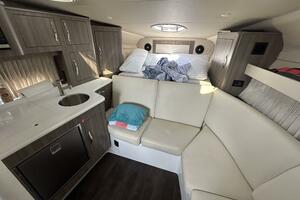 2020 Regal 33 XO 'Snuffleupagus'-Cabin