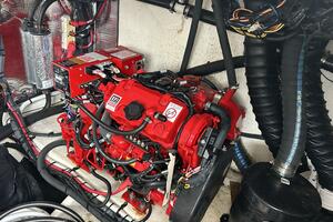 2020 Regal 33 XO 'Snuffleupagus'-Generator 