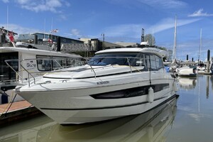38ft Jeanneau Yacht For Sale