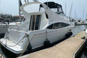 2006 Carver 36 Mariner thumbnail 2