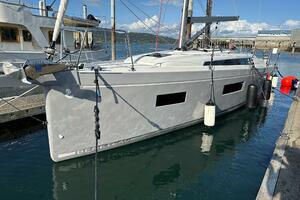 2023 Beneteau Oceanis 34.1