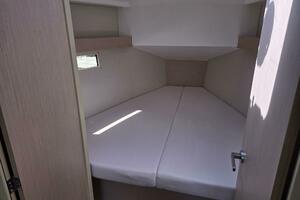 Vee Berth