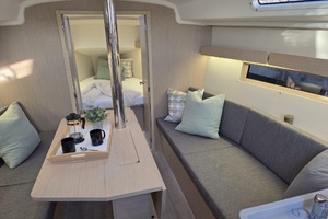 Our Trade 35ft Beneteau Yacht For Sale