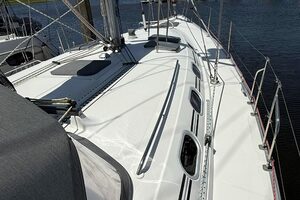 42ft Dufour Yacht For Sale