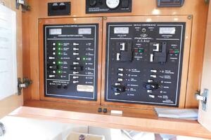 Sea Y All 38ft Regal Yacht For Sale