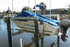 21ft Sea Ray Yacht For Sale