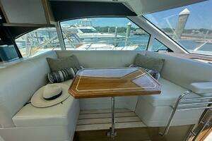 2015 Cruisers Yachts Cantius thumbnail 22