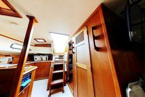 Lastochka 42ft Island Packet Yacht For Sale