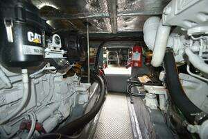 2000 Sea Ray 480 Sedan Bridge thumbnail 61