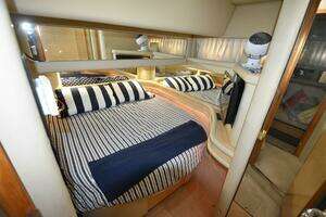 2000 Sea Ray 480 Sedan Bridge thumbnail 49