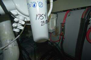 2000 Sea Ray 480 Sedan Bridge thumbnail 58