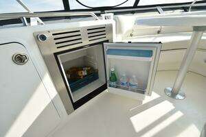 2000 Sea Ray 480 Sedan Bridge thumbnail 28